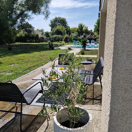 Demeure En Pierre Avec Piscine Privee Villa Etauliers Ngoại thất bức ảnh
