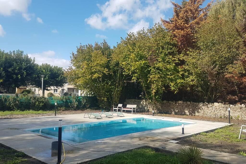 Demeure En Pierre Avec Piscine Privee Villa Etauliers Ngoại thất bức ảnh