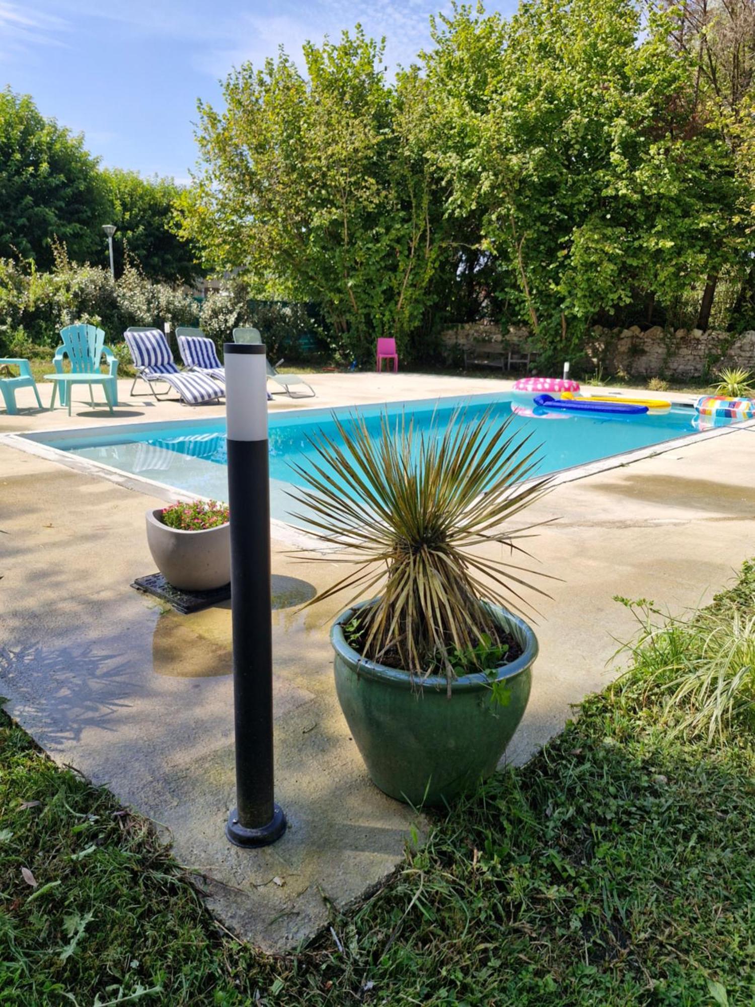 Demeure En Pierre Avec Piscine Privee Villa Etauliers Ngoại thất bức ảnh