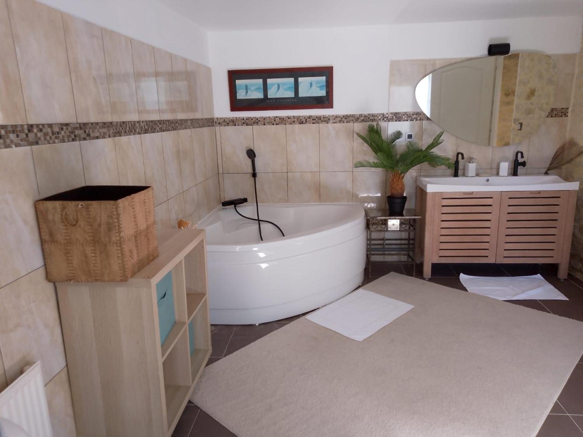 Demeure En Pierre Avec Piscine Privee Villa Etauliers Ngoại thất bức ảnh